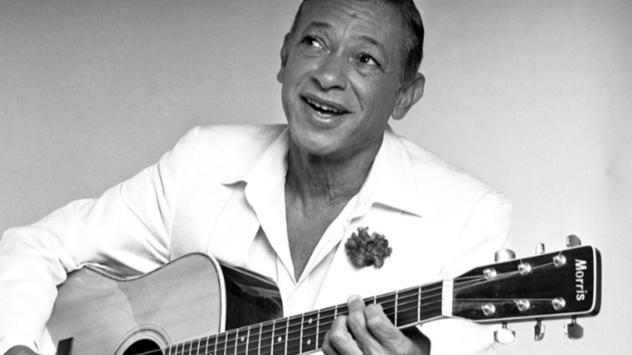 Henri Salvador : le chanteur qui a invent&eacute; le rock fran&ccedil;ais&hellip; avant tout le monde