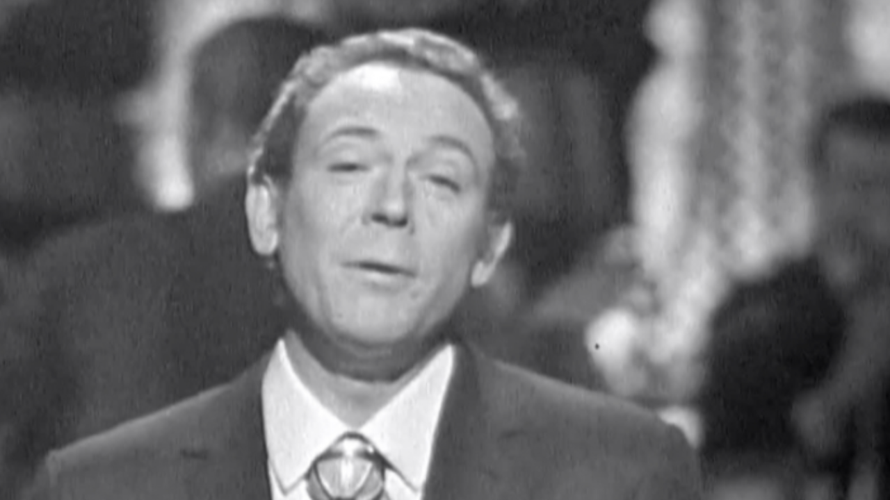 Luc Barney : le crooner fran&ccedil;ais qui a travers&eacute; les ann&eacute;es 50 sans jamais quitter la sc&egrave;ne