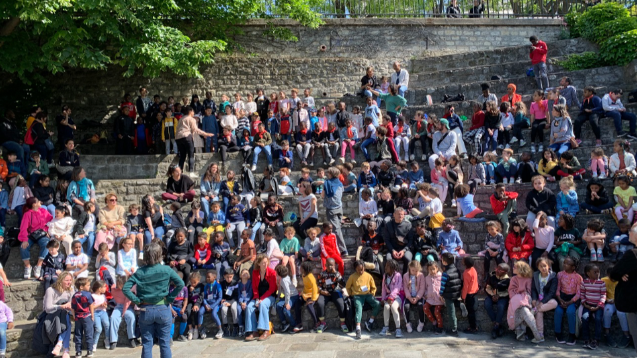 Une chorale en l’honneur de Marcel Legay a eu lieu dans l’arène de Montmartre Une chorale en l’honneur de Marcel Legay a eu lieu dans l’arène de Montmartre