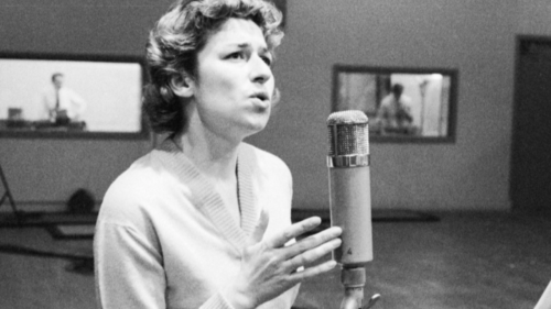 Catherine Sauvage : la voix engagée qui a fait naître la chanson de poésie dans les années 50 Catherine Sauvage : la voix engagée qui a fait naître la chanson de poésie dans les années 50