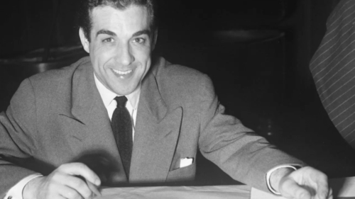 En 1953, Luis Mariano provoque une cohue g&eacute;ante &agrave; Orly avant m&ecirc;me l&rsquo;&egrave;re des stars modernes